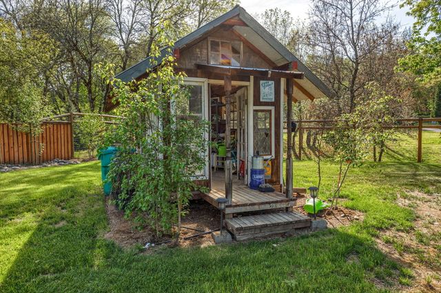 343 Rene Drive, Shady Cove, OR 97539