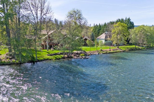 343 Rene Drive, Shady Cove, OR 97539