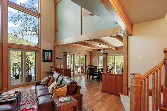 343 Rene Drive, Shady Cove, OR 97539