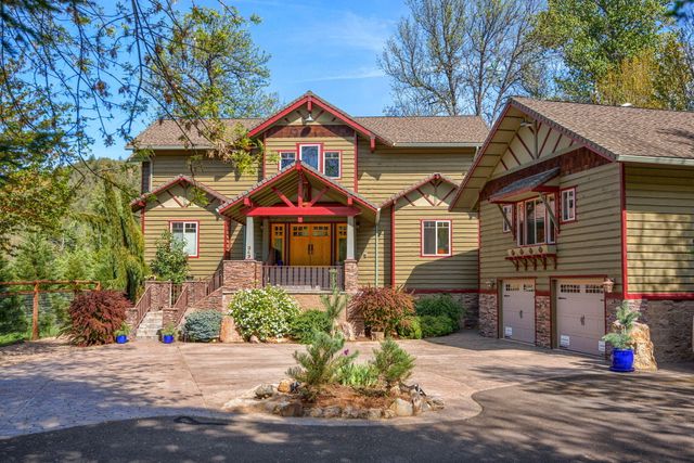 343 Rene Drive, Shady Cove, OR 97539