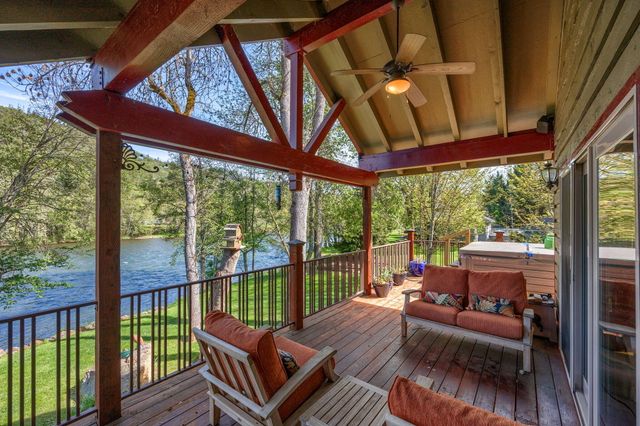 343 Rene Drive, Shady Cove, OR 97539