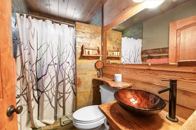 39989 Hillcrest Drive, Big Bear Lake, CA 92315