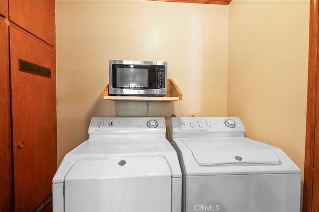 39989 Hillcrest Drive, Big Bear Lake, CA 92315