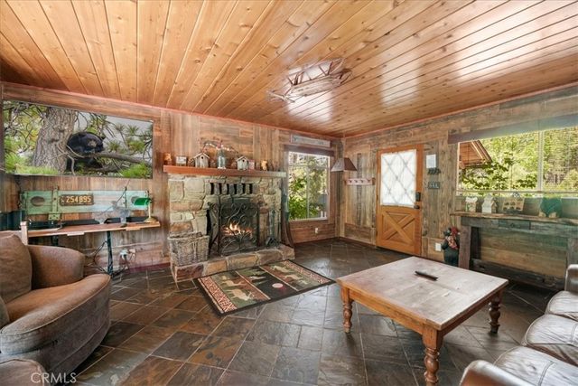 39989 Hillcrest Drive, Big Bear Lake, CA 92315
