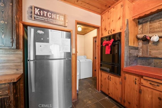 39989 Hillcrest Drive, Big Bear Lake, CA 92315