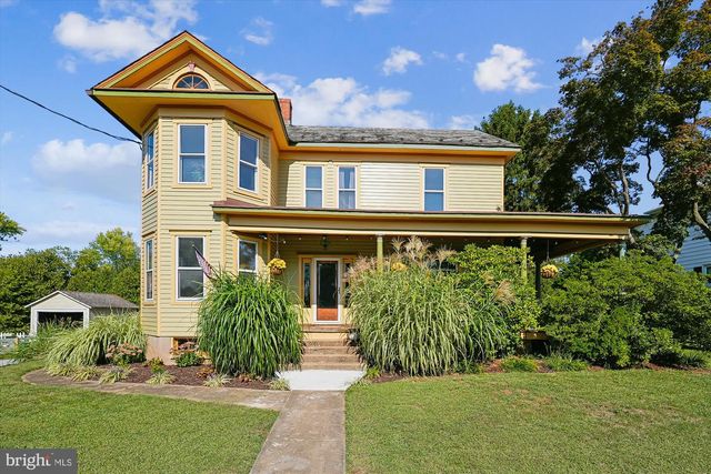 45 E BROAD WAY E, Lovettsville, VA 20180