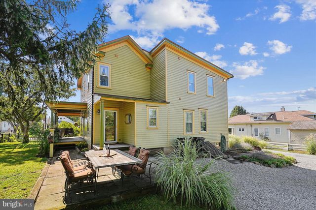 45 E BROAD WAY E, Lovettsville, VA 20180