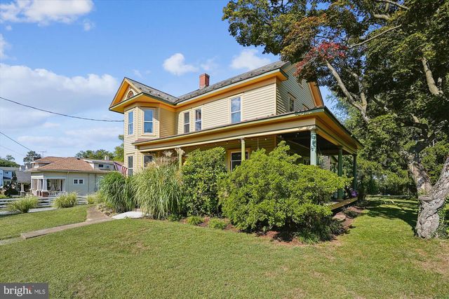 45 E BROAD WAY E, Lovettsville, VA 20180