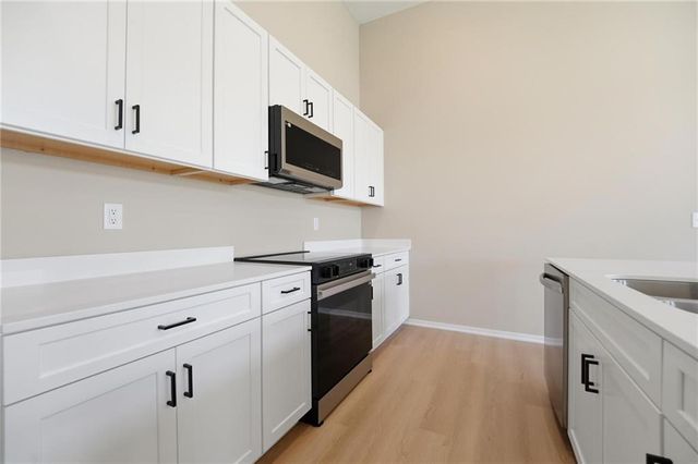 1430 S 4th Street E, Louisburg, KS 66053