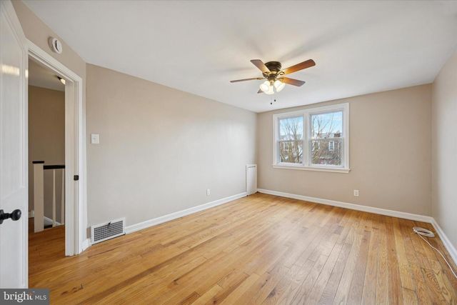 239 S BAYBERRY LN, Upper Darby, PA 19082