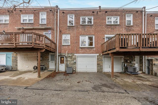 239 S BAYBERRY LN, Upper Darby, PA 19082