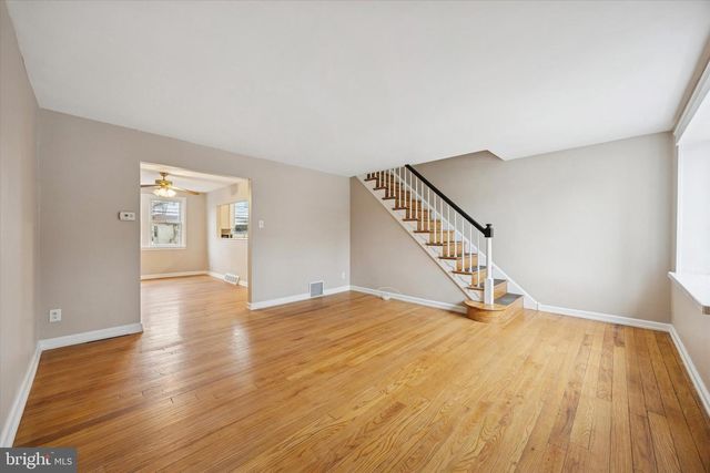 239 S BAYBERRY LN, Upper Darby, PA 19082