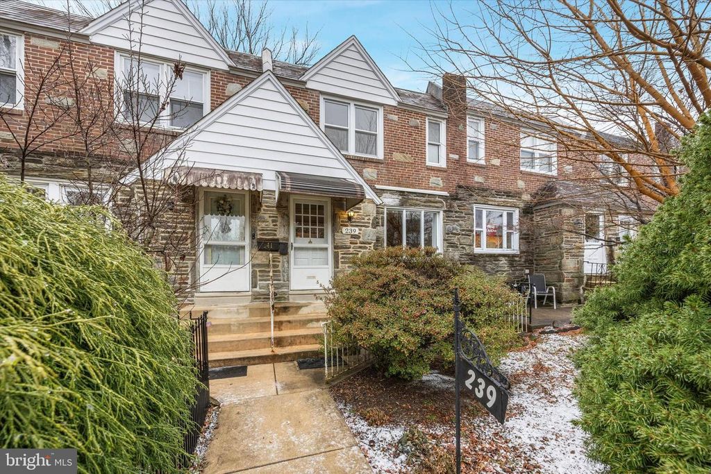 239 S BAYBERRY LN, Upper Darby, PA 19082