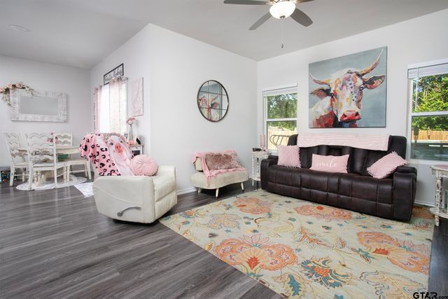 1104 Mayme Ct, Whitehouse, TX 75791