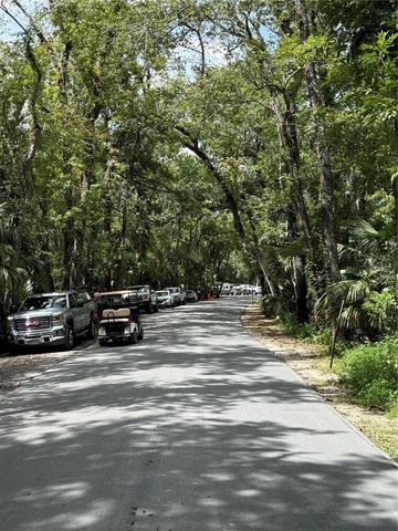 326 W HOMEWAY LOOP, Citrus Springs, FL 34434