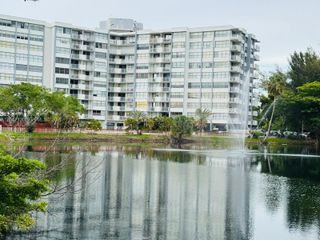 1200 NE Miami Gardens Drive 218W, Miami, FL 33179