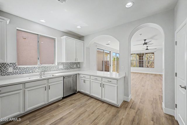 2934 N 71ST Place, Mesa, AZ 85207