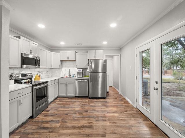 1400 Nona St, Leesville, LA 71446