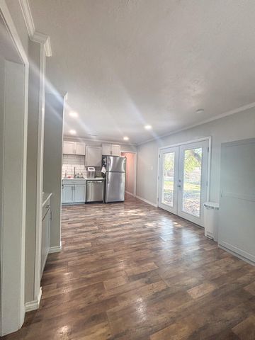 1400 Nona St, Leesville, LA 71446