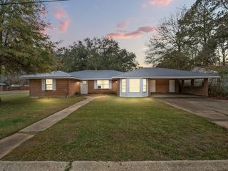 1400 Nona St, Leesville, LA 71446