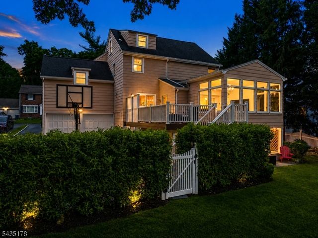 50 Colonial Way, Millburn Twp., NJ 07078