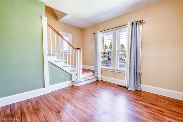 909 Lincoln Drive, Conneaut, OH 44030