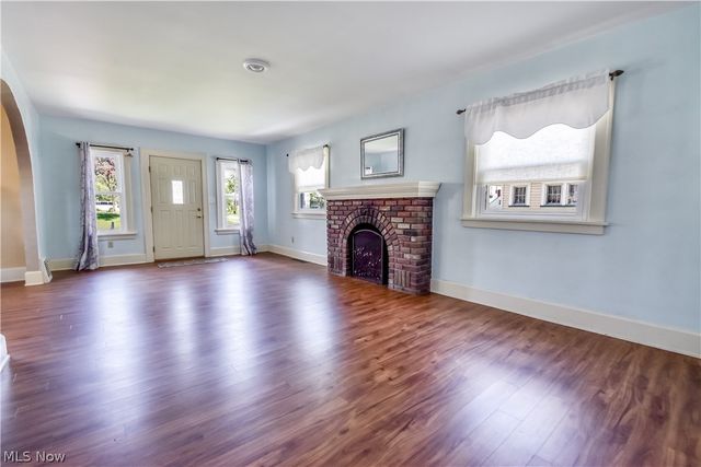 909 Lincoln Drive, Conneaut, OH 44030