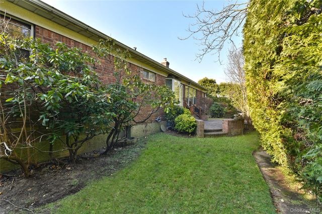 217-49 Stewart Road, Oakland Gardens, NY 11364