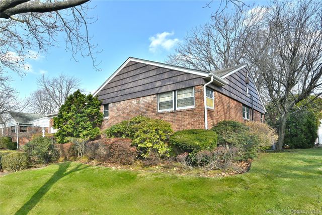 217-49 Stewart Road, Oakland Gardens, NY 11364