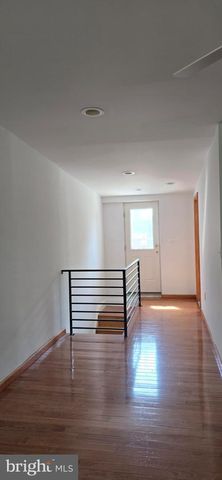 1324 S CARLISLE ST, Philadelphia, PA 19146