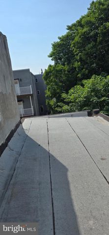 1324 S CARLISLE ST, Philadelphia, PA 19146