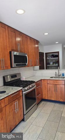 1324 S CARLISLE ST, Philadelphia, PA 19146