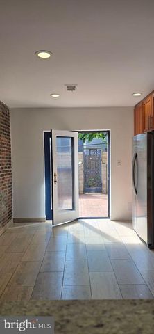 1324 S CARLISLE ST, Philadelphia, PA 19146