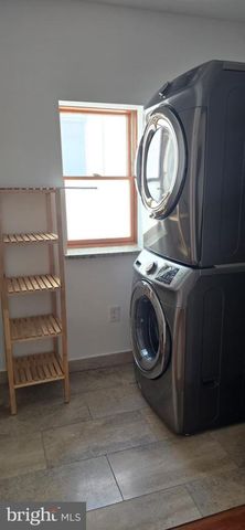 1324 S CARLISLE ST, Philadelphia, PA 19146