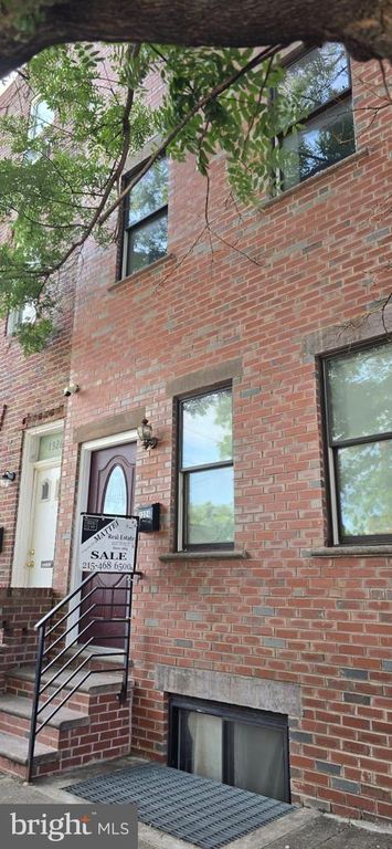 1324 S CARLISLE ST, Philadelphia, PA 19146