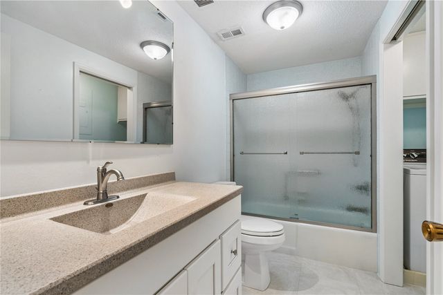 100 Thompson Drive SE 120, Cedar Rapids, IA 52403