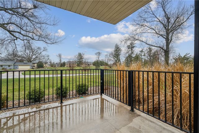 100 Thompson Drive SE 120, Cedar Rapids, IA 52403