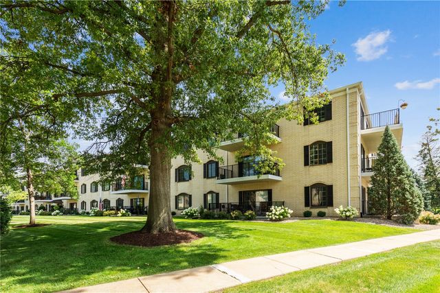 100 Thompson Drive SE 120, Cedar Rapids, IA 52403