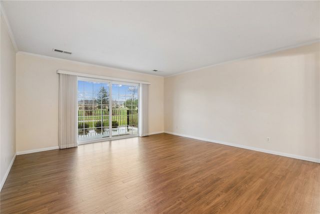 100 Thompson Drive SE 120, Cedar Rapids, IA 52403