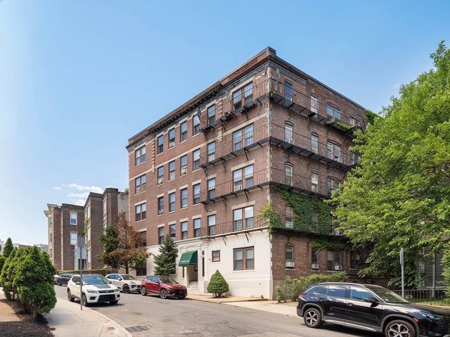 31 Orkney Road 23, Boston, MA 02135