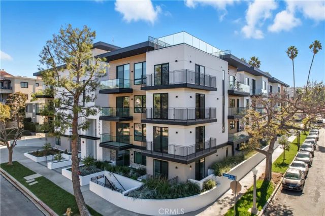 12078 Guerin Street 402, Studio City, CA 91604