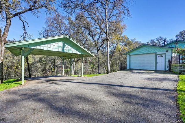 13765 Wright Rd, Auburn, CA 95602