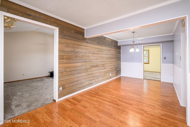548 Michigan Avenue, Brick, NJ 08724