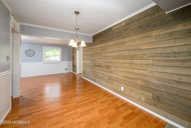 548 Michigan Avenue, Brick, NJ 08724