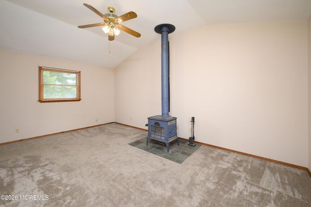 548 Michigan Avenue, Brick, NJ 08724