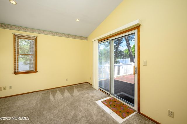 548 Michigan Avenue, Brick, NJ 08724