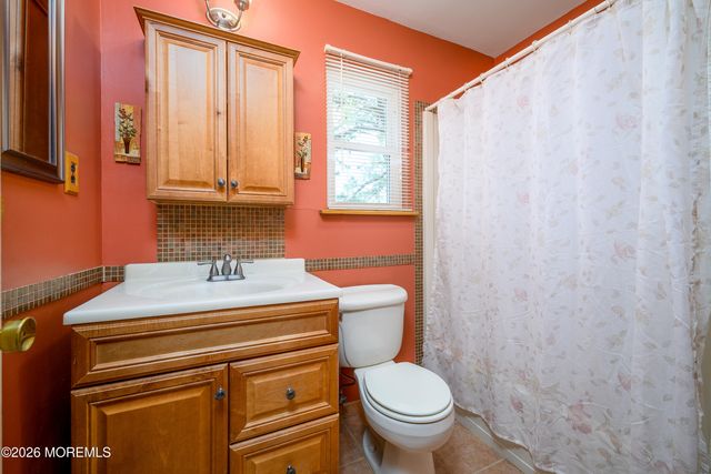 548 Michigan Avenue, Brick, NJ 08724