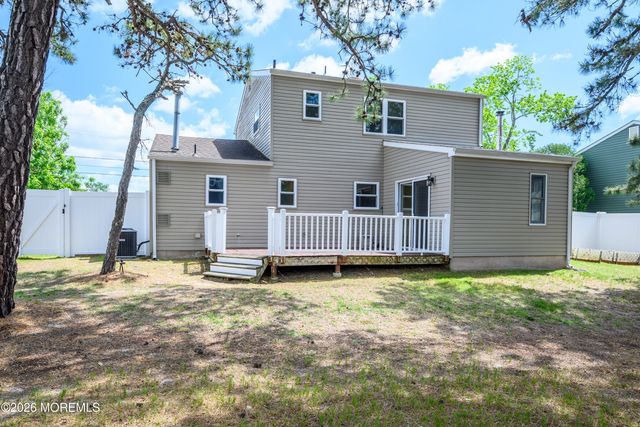 548 Michigan Avenue, Brick, NJ 08724