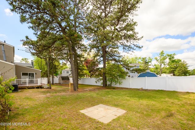 548 Michigan Avenue, Brick, NJ 08724