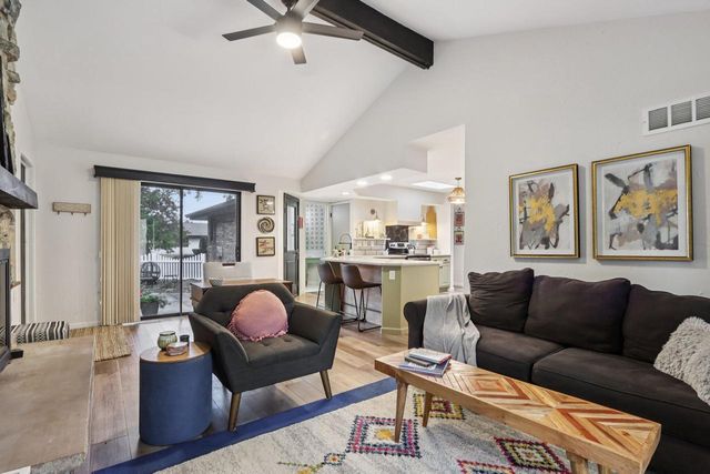 4050 S Shady Lane COURT, Greenfield, WI 53228